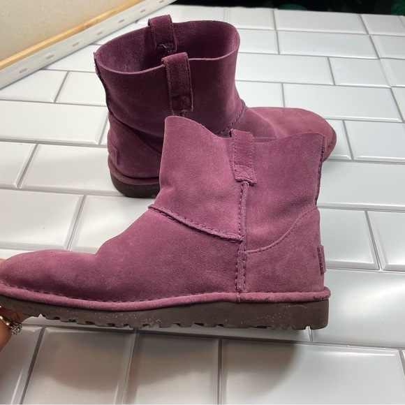 UGG Unlined Classic Mini PURPLE Treadlite BOOTS - Picture 7 of 14